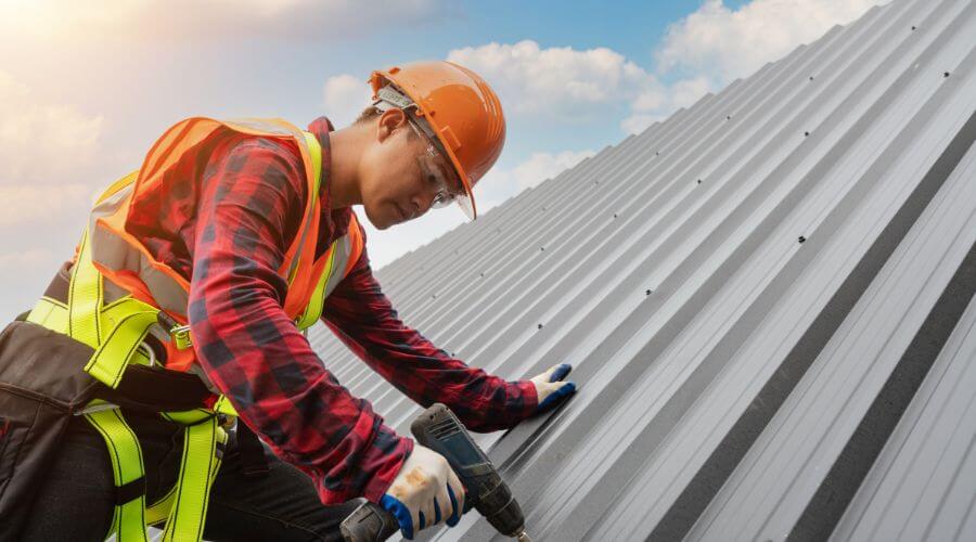 Professional Flat Roofing Installation in Armona, CA